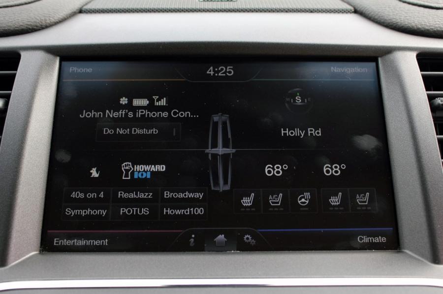  Lincoln MKS EcoBoost 2013 года  (фото 22 из 42)